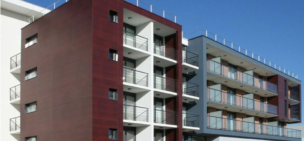 Residhome Carrieres La Defense Exteriör bild
