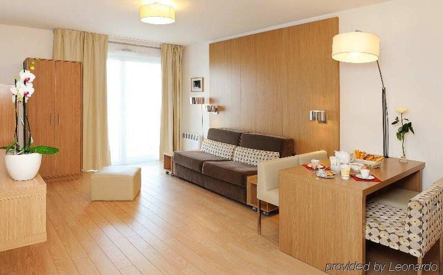 Residhome Carrieres La Defense Rum bild