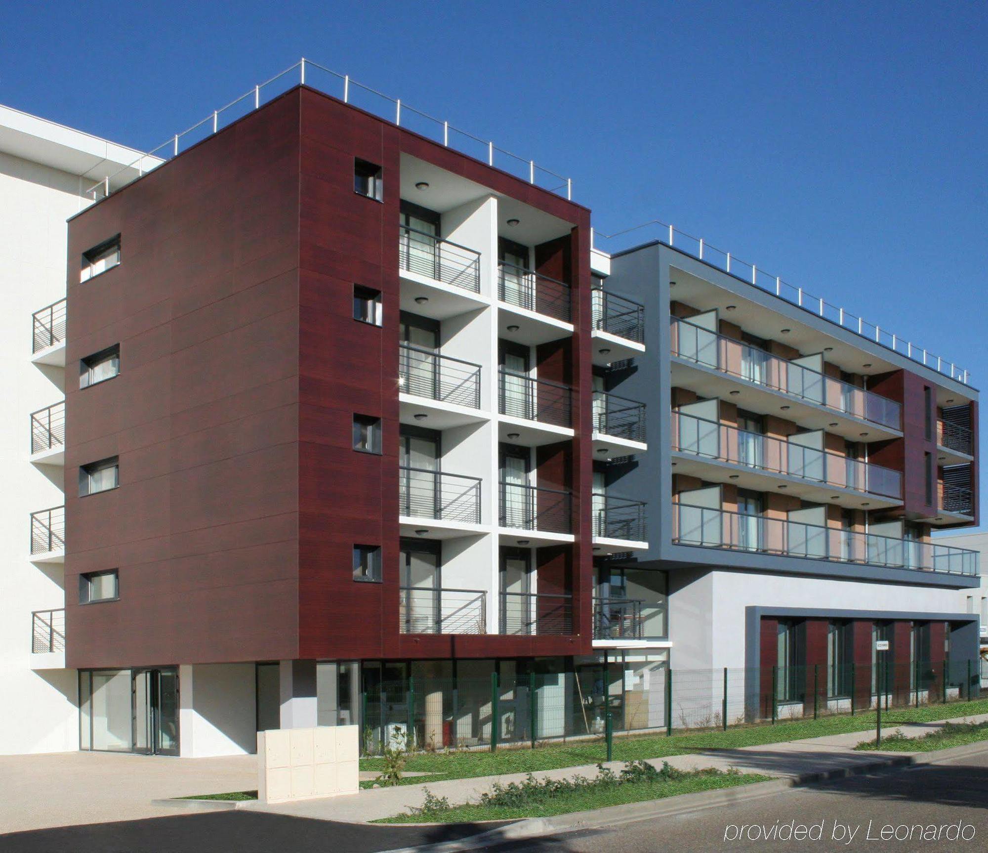 Residhome Carrieres La Defense Exteriör bild